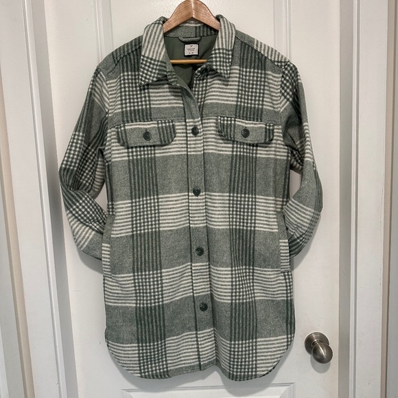 Denver Hayes | Women’s Green Plaid Long Sleeve Jacket Shacket Size Medium NWOT - Picture 1 of 6